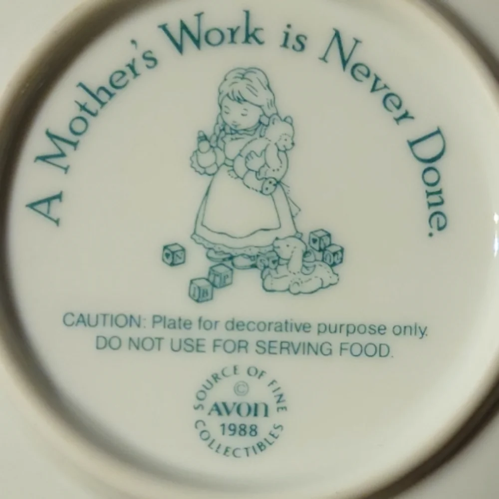 Vtg 88 Avon Mother's Day Plate A 